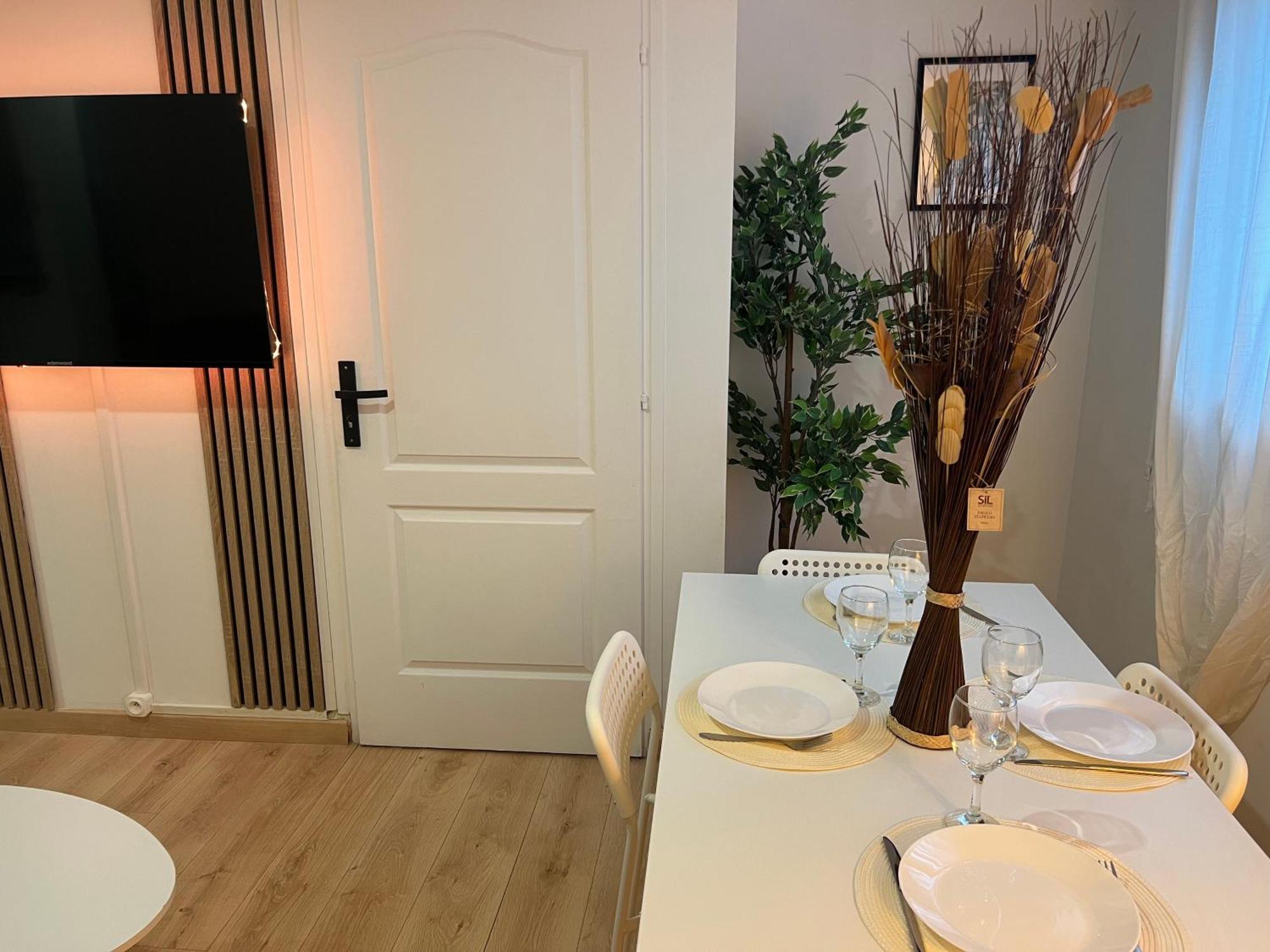 Appartement Pres De Paris, Disney & Cdg Tremblay-en-France المظهر الخارجي الصورة